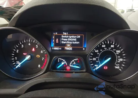 2017 Ford Escape Titanium z USA, uszkodzony, nr VIN 1FMCU9J91HUD59747